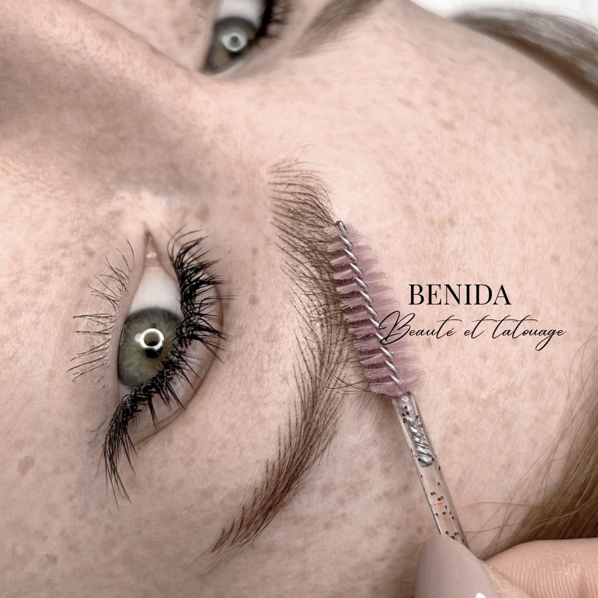 Maquillage permanent - photo 14